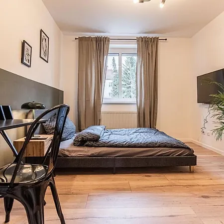 Arbio I Cozy Augsburg-goeggingen Apartamento *